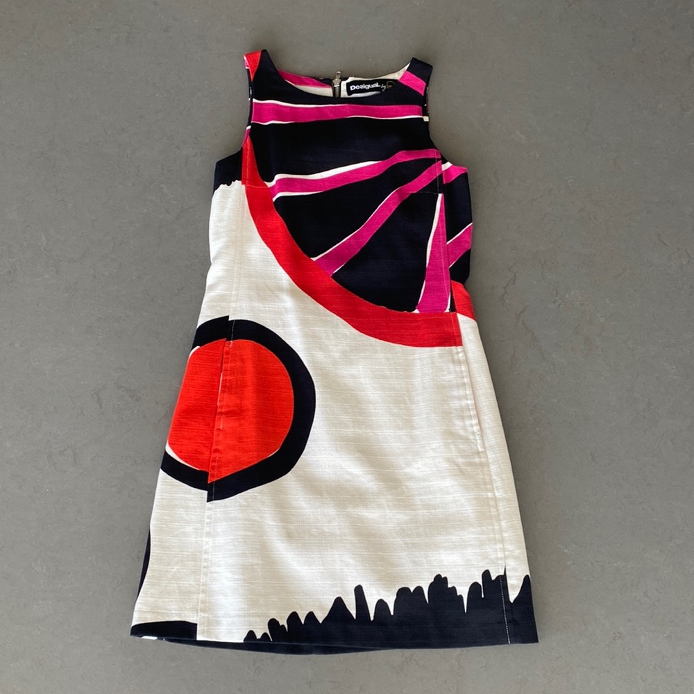 EUC Desigual shift dress 36